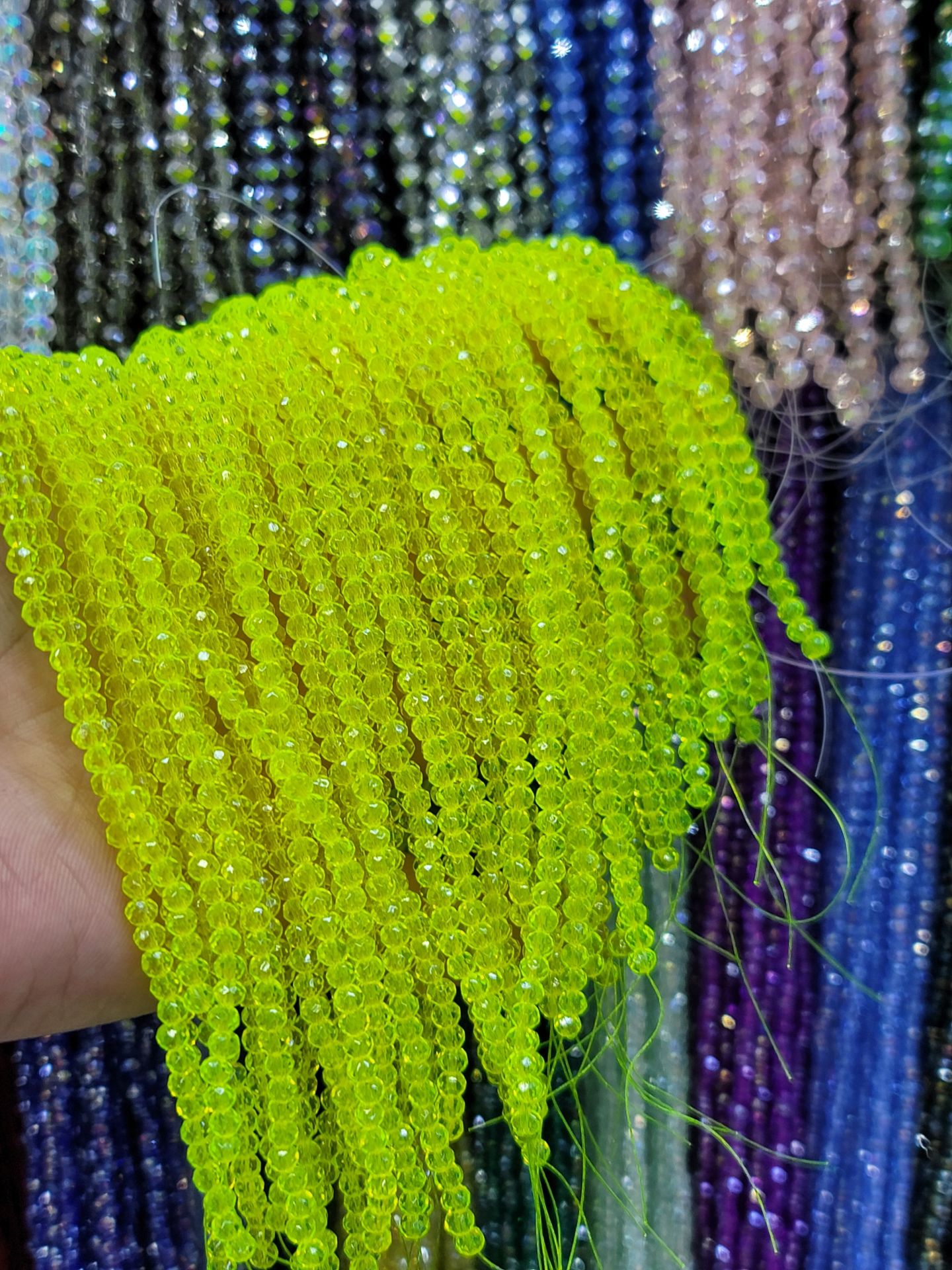 4MM BASIK KRİSTAL DİZİDE 125-140 ADET NEON SARI