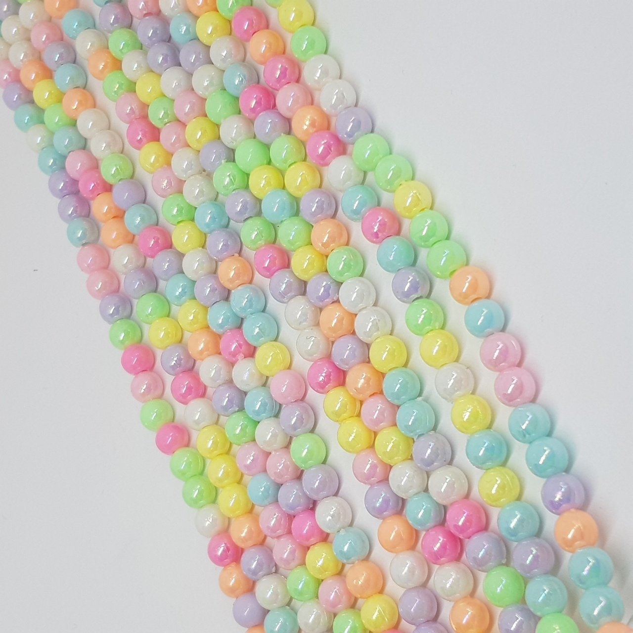 6mm Plastik Sedefli Boncuk Dizide 70 Adet