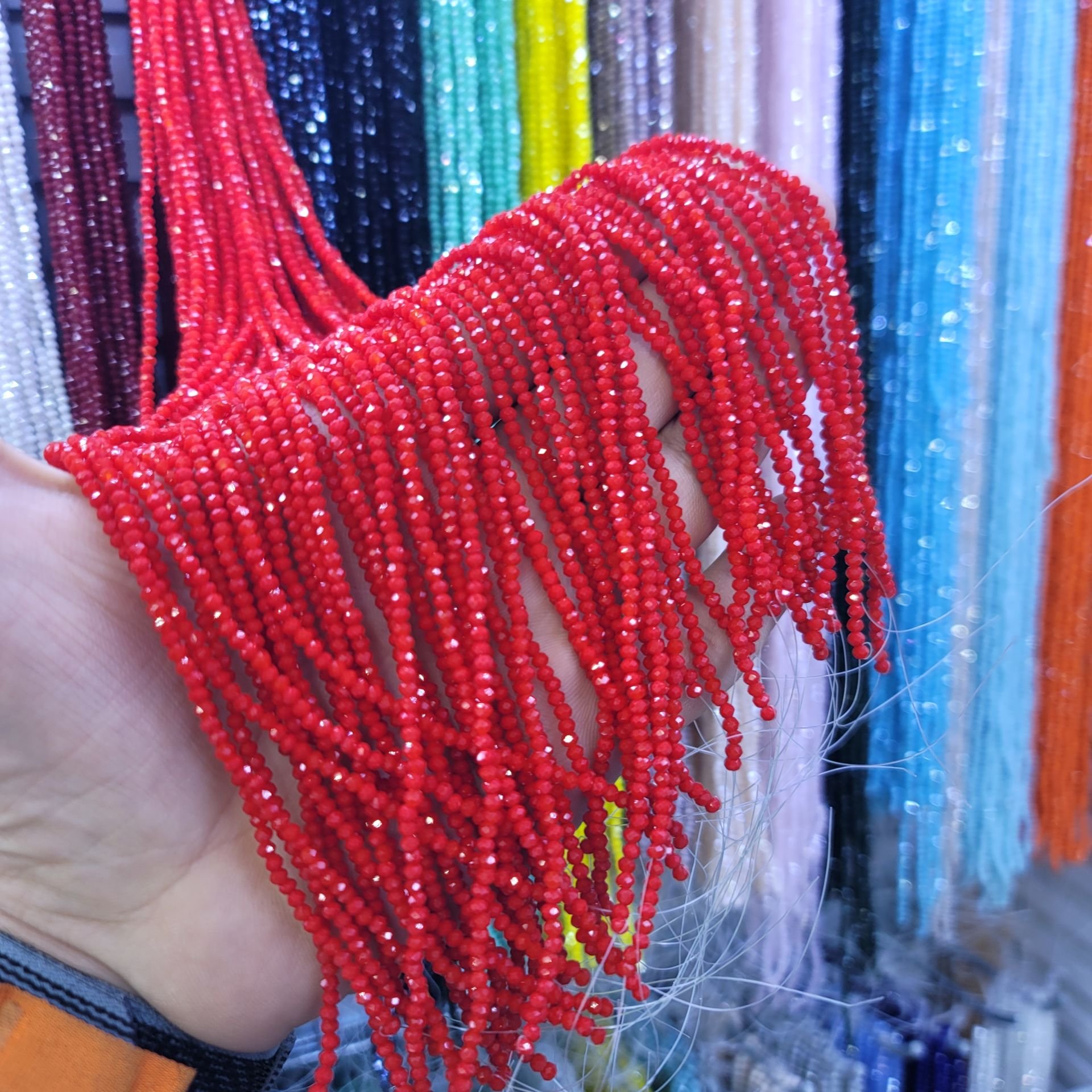 2MM Basık Mat Kristal Dizide 120-140 Adet Kırmızı