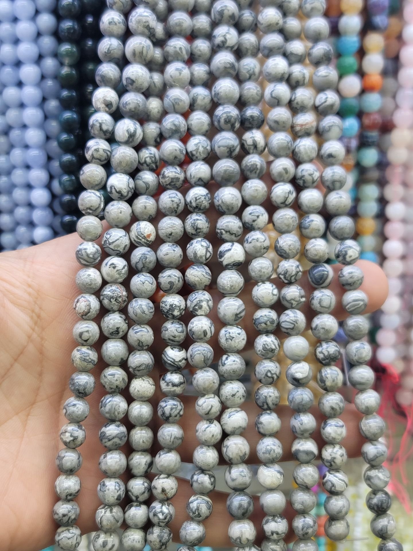 8MM DOĞAL TAŞ DİZİDE 44-50 ADET ORT