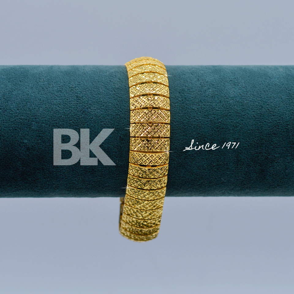 BLK185