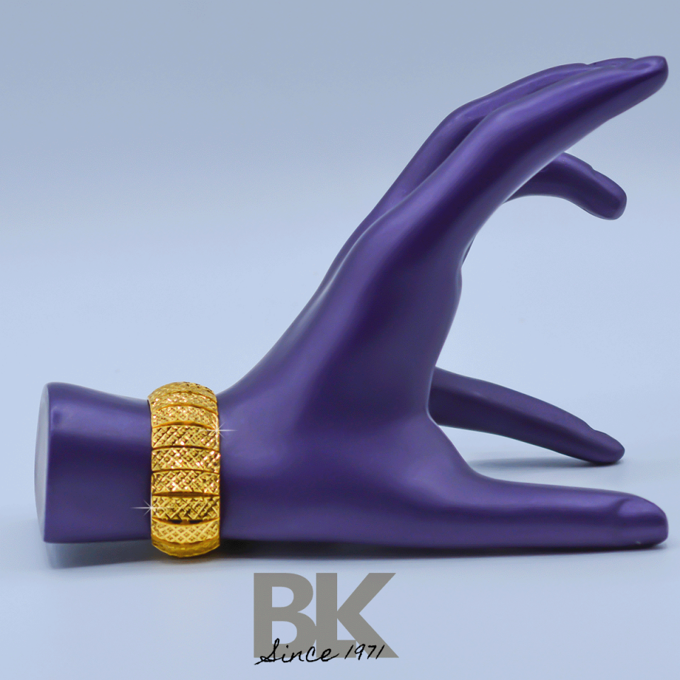 BLK185