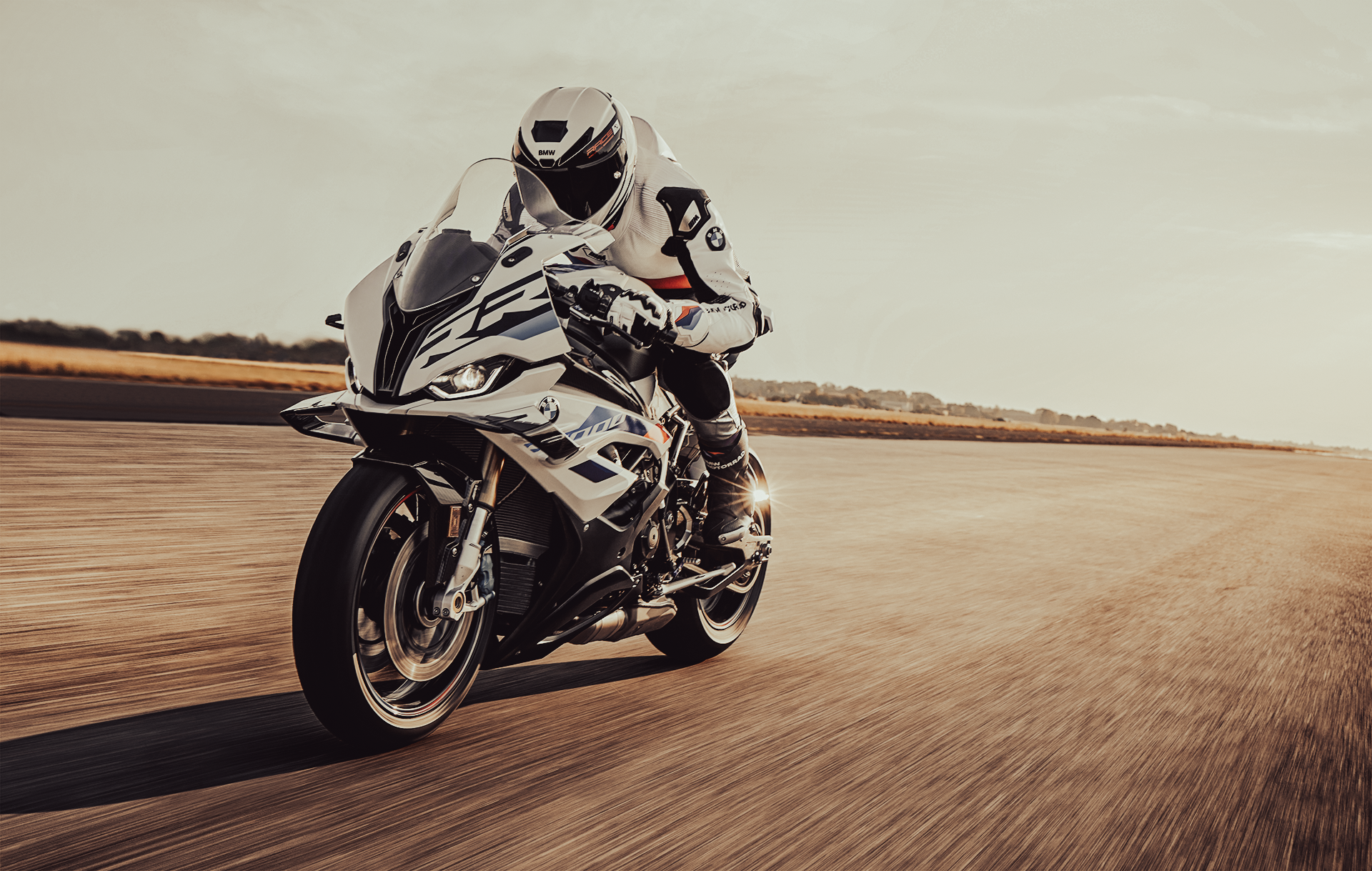 2023-2024 BMW S1000RR STAGE 1 PERFORMANCE CALIBRATION WITH HANDHELD