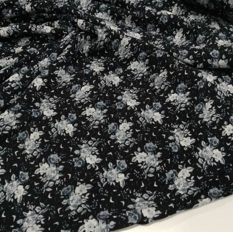 Batik Güller Viskon Kumaş