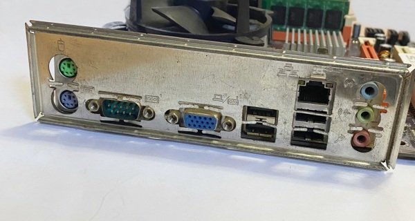 ECS 945GCT-M2/1333 INTEL PENTIUM DUAL CPU E2160 4GB RAM ANAKART