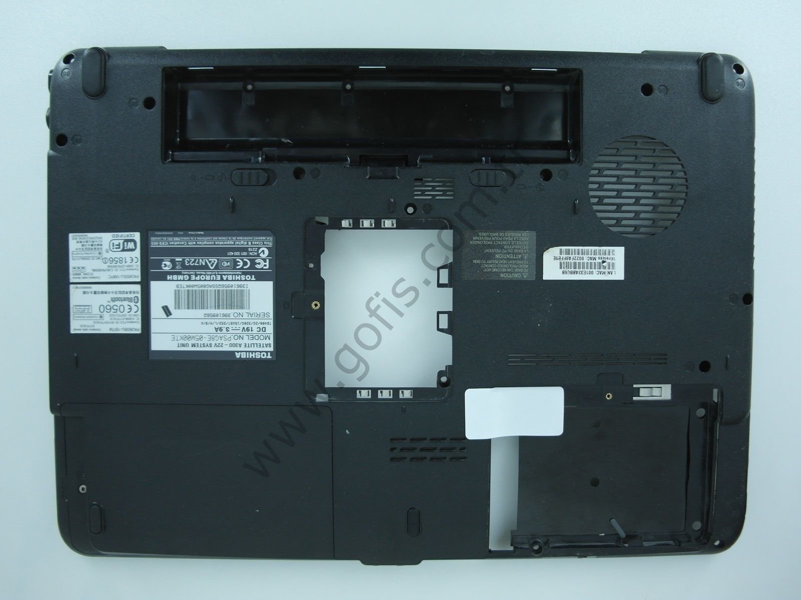 TOSHİBA SATELLİTE A300 ALT KASA V000120660