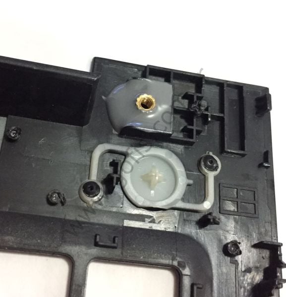 LENOVO İDEAPAD 510-15IKB ÜST KASA AP10S000310 KLAVYE KASASI *İŞARETLENMİŞ VİDA YATAKLARI TAMİR GÖRMÜŞTÜR*