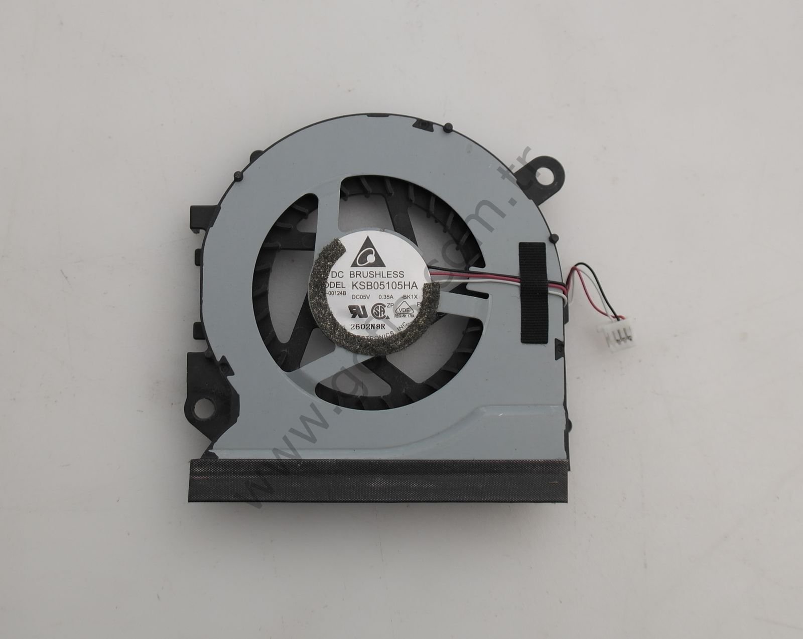 SAMSUNG NP530U4B NP530U4C NP520U4C NP535U4C FAN KSB05105HA BA31-00124B