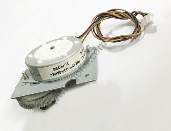 KYOCERA FS 3040 MFP+ STEP MOTOR PM42S-096-MIM6