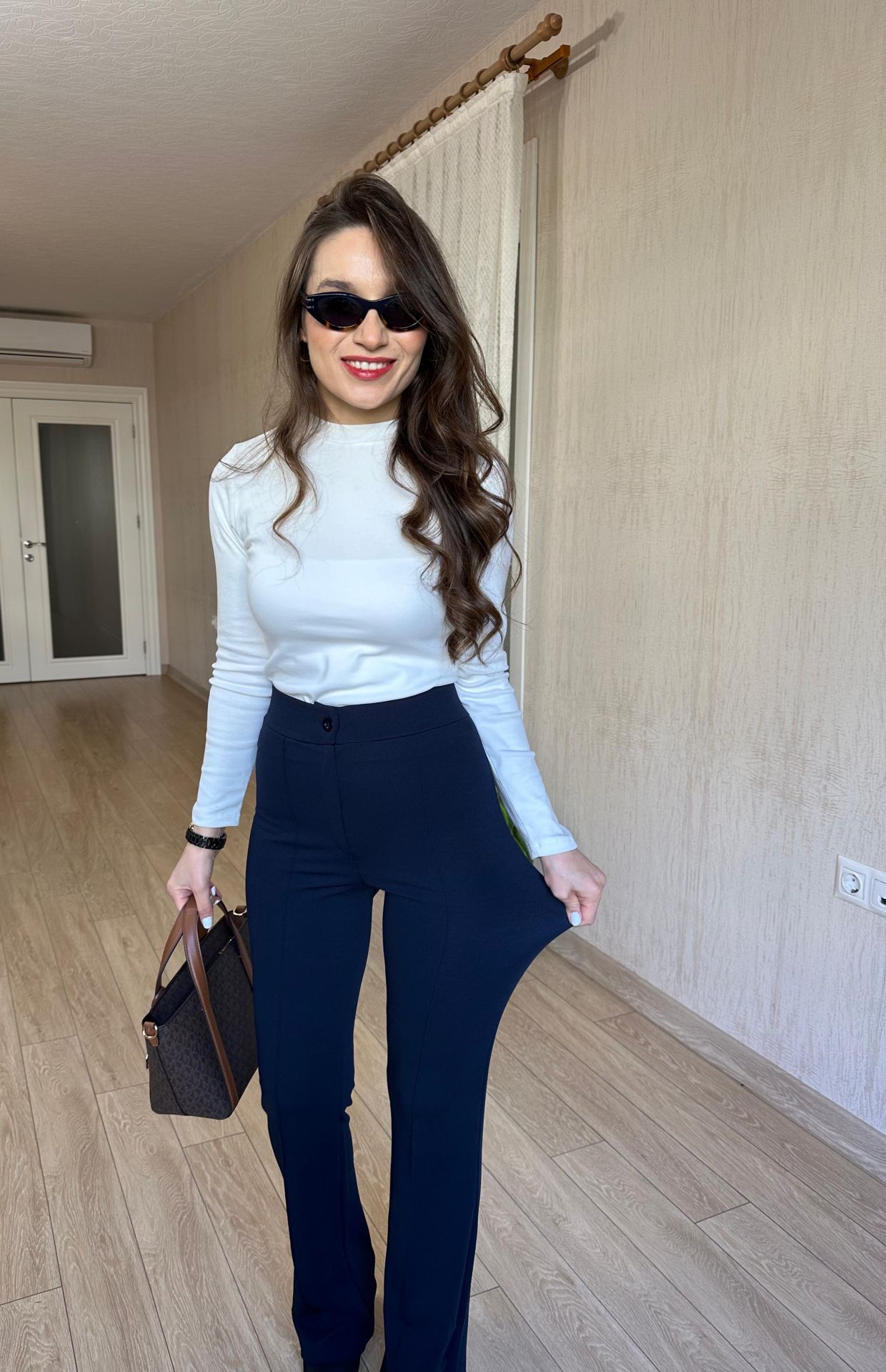 Lacivert Likralı Krep Kumaş Pantolon Önü Çımalı Yüksek Bel