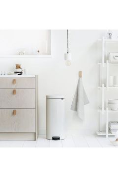 Bra 111785 Beyaz Pedallı Çöp Kova 30l