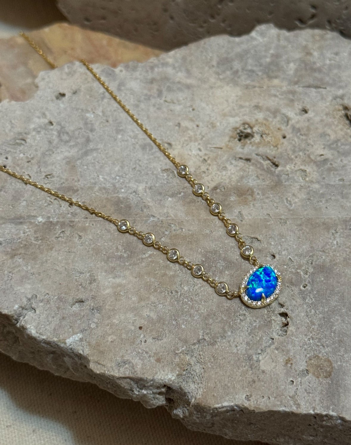 OPAL DETAY KOLYE