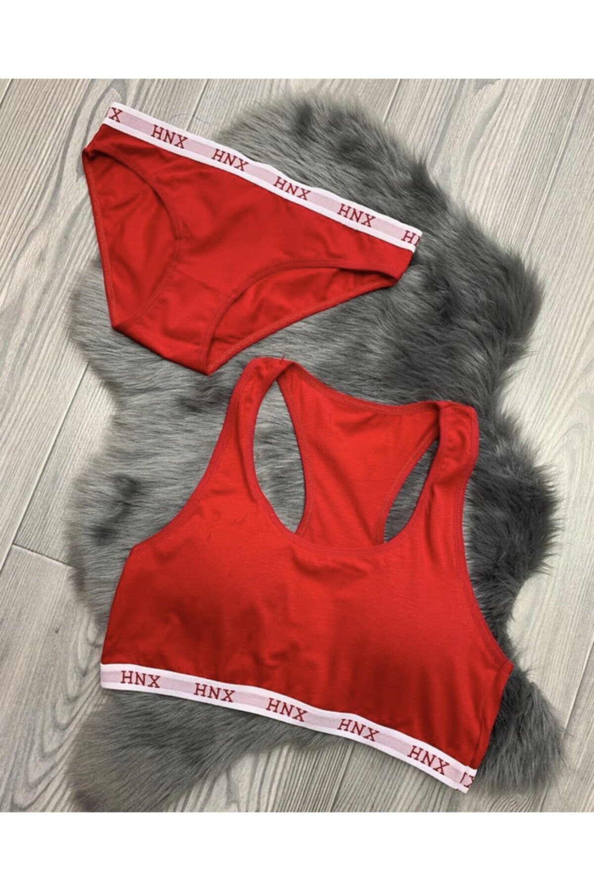 Hnx Kadın Pedli Kırmızı Sporcu Sütyen Külot Set