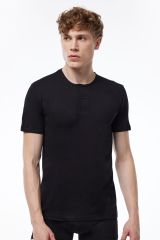 Erkek Siyah Düğmeli Yaka İnce Modal Yaz Serinliği T-Shirt 083