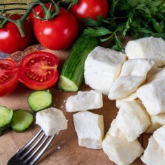 Antep Peyniri ( Keçi ) Kışlık Basma Tuzlu Salamura 9 Kg (3 Kg x 3 Adet) Bidon