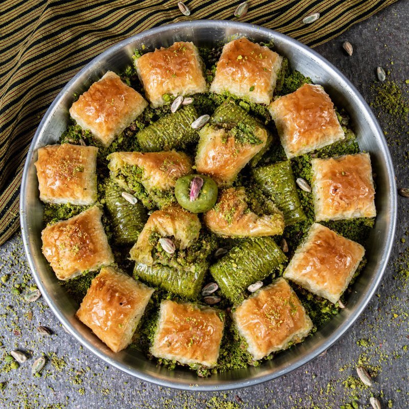 Antep Fıstıklı Karışık Baklava 1150 g Tepsi