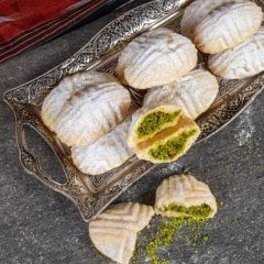 Antep Usulü Antep Fıstıklı Kerebiç Kurabiyesi ( Fıstıklı Kömbe )