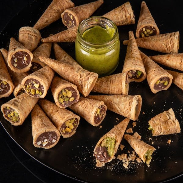 Antep Fıstık Kremalı Çikolatalı Mini Kornet 900 g