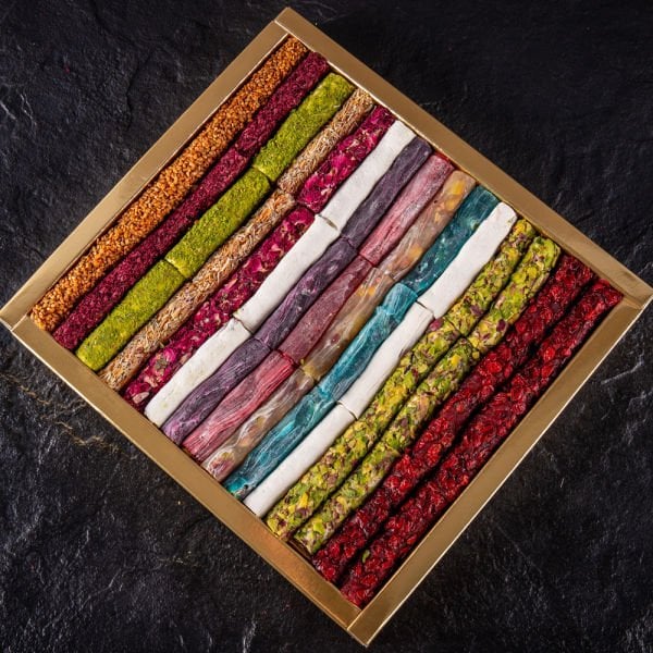Hediyelik Antep Fıstıklı Karışık Çeşnili Fitil Lokum 550 g Kutu