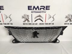 Peugeot 2008 P24E Ön Panjur 98258606VD Orijinal Sıfır