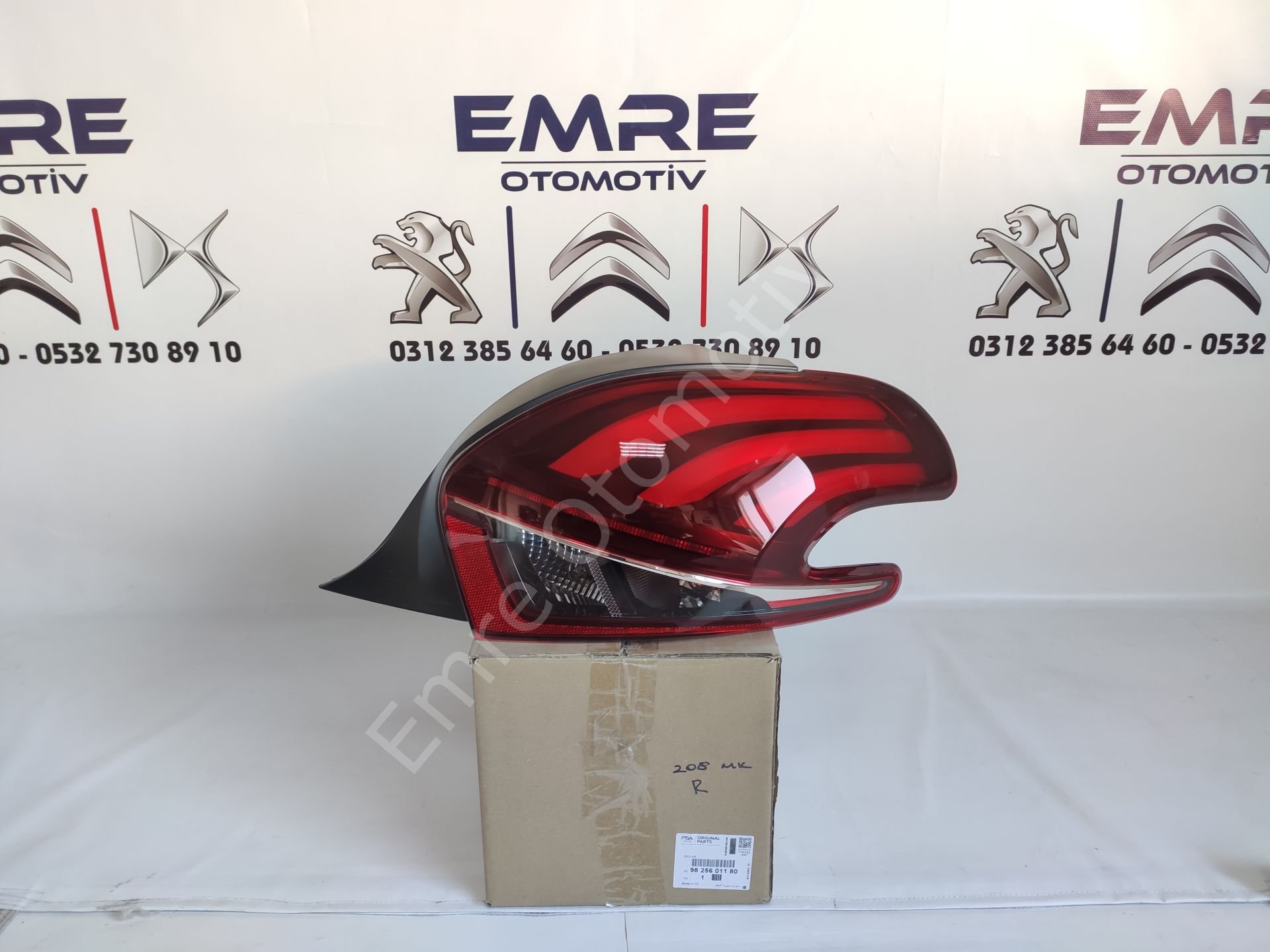 Peugeot 208 Stop Lambası Sağ Arka Makyajlı Orijinal 9825601180