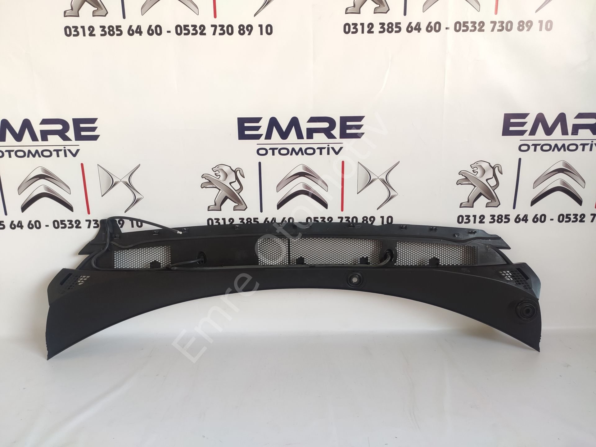 Peugeot 308 Ön Cam Izgarası T9 14-  98008282XT