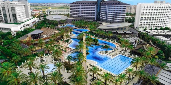 Royal Wings Hotel Lara-Kundu