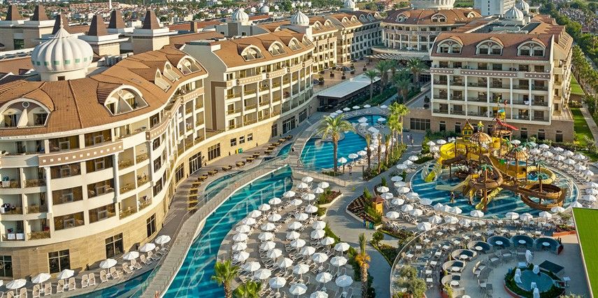 Kirman Belazur Resort & Spa