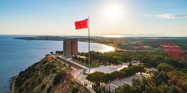 Adana Mersin Çıkışlı Uçaklı Kuzey Ege Turu AJet İle / 4 Gece Otel Konaklaması