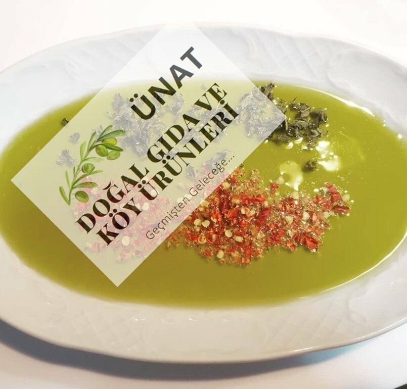 (Yeni Sezon - Erken Hasat 2024/25) Tiyenli Gurme Zeytinyağı 500 ml. Cam Şişe - Soğuk Sıkım 0.3 Asit Naturel Sızma