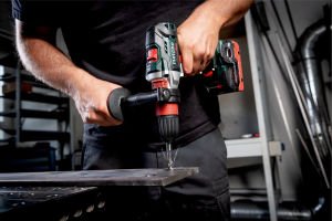 METABO GB 18 LTX BL QI/5.5 Şarjlı Kılavuz Çekme Matkabı 18 Volt