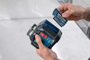 BOSCH GLL 80-33 G Akülü Yeşil Lazer Terazi 3x360 Derece Mıknatıs Sehpalı