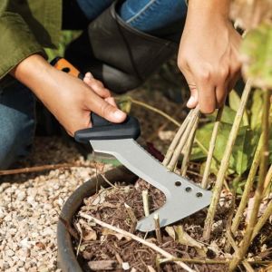 FISKARS CL-501 Kılıflı Hasat ve Outdoor Palası (1051232)