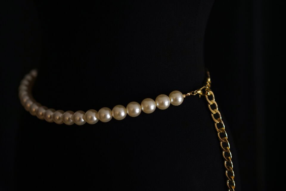Single Row Pearl Belt