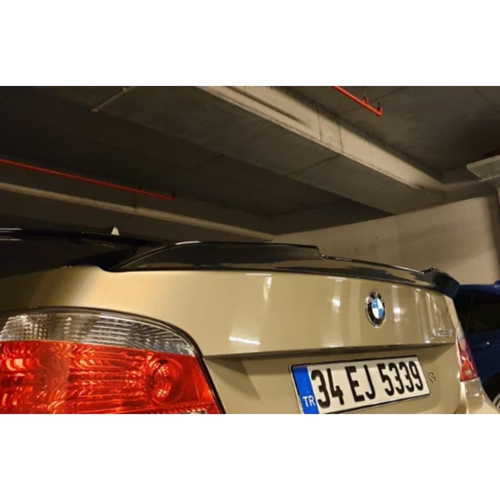 BMW E60 M4 Spoiler, Yarasa Spoyler, Eski 5.20 2004 2011, Parlak Siyah