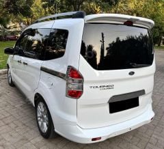 Ford Courier Bagaj Spoyleri Beyaz Boyalı 2014 2018, 1. Sınıf Fiberglas