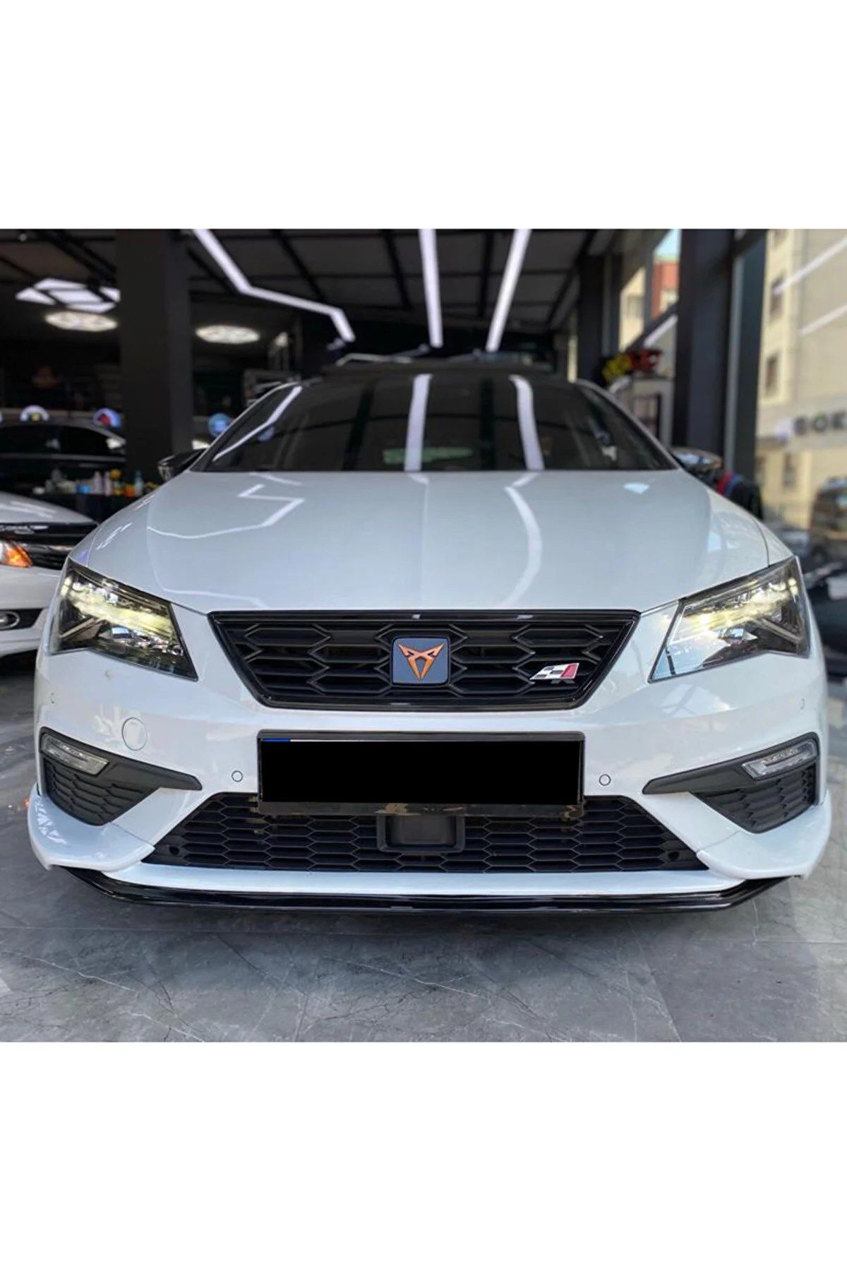 Seat Leon Mk3.5 Fr 2017-2020 Dinamik Ön Ek Abs Plastik Boyasız