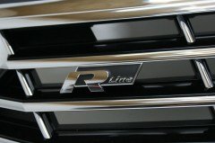 VW Passat B8 Rline Ön Panjur 2015+ Rline Logo DAhil VW Logosu Yok