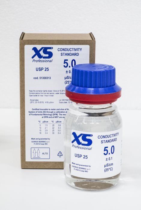 XS Instruments 1x300ml XS Professional | 5.0 ±0.1µS/cm@25ДC,