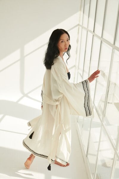 Amara Kimono