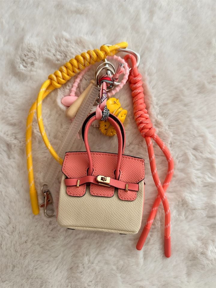 Pembe Çanta Figürlü Anahtarlık & Charm Çanta Aksesuarı