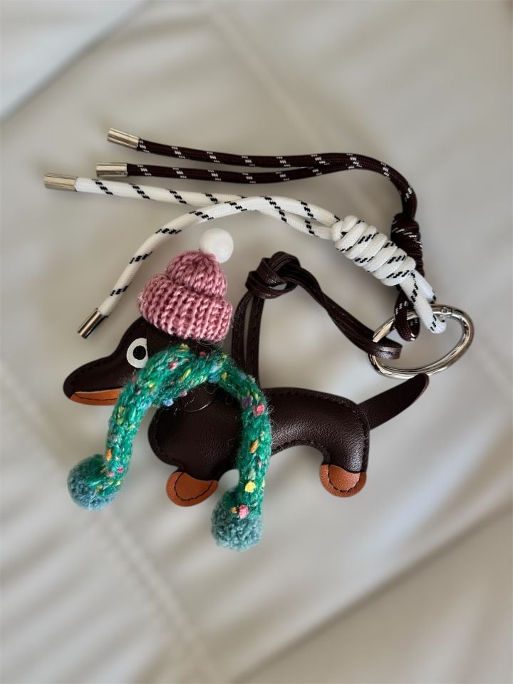 Yeşil Figürlü Charm