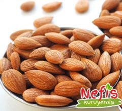 Apricot kernel  (Kayısı Çekirdeği)