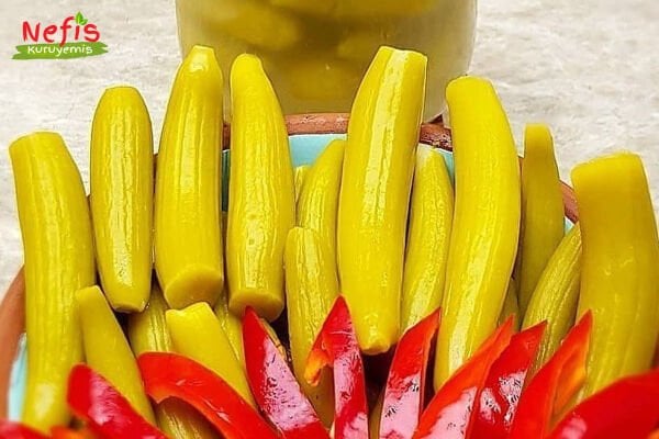 gherkin pickle (acur turşusu)