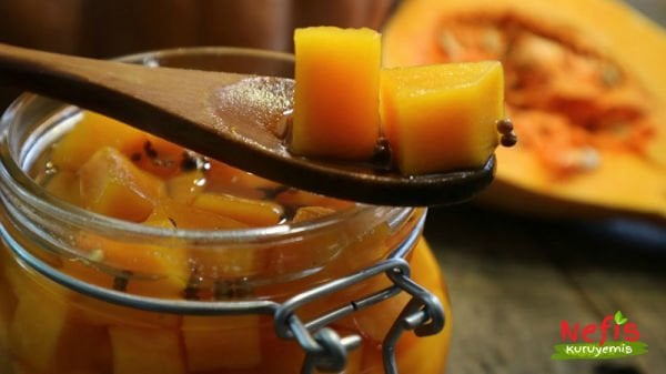 pickled zucchini  (kabak turşusu)