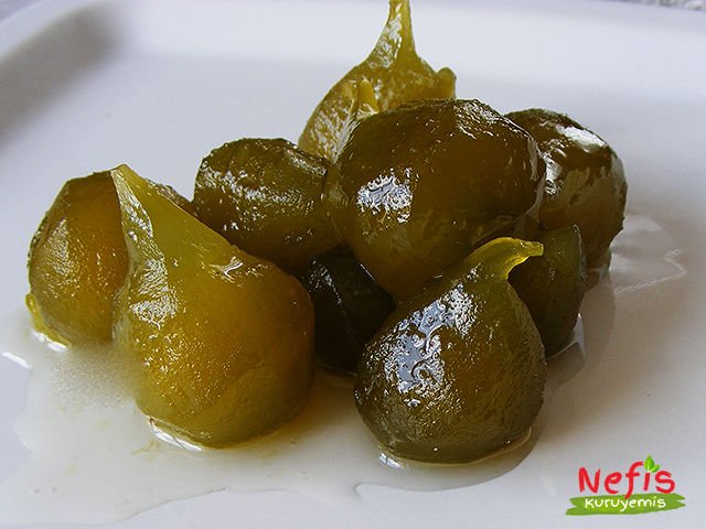 green fig jam  (yeşil incir reçeli)