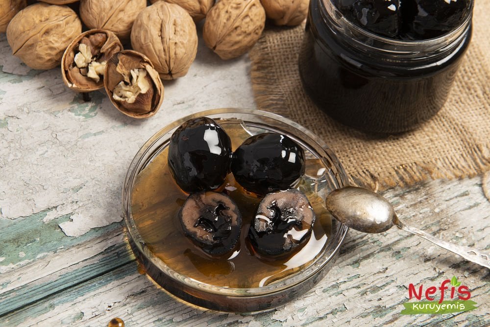 walnut jam  (ceviz reçeli)