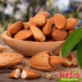 Almond Raw (Badem çiğ)