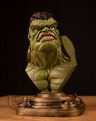 Hulk Büst