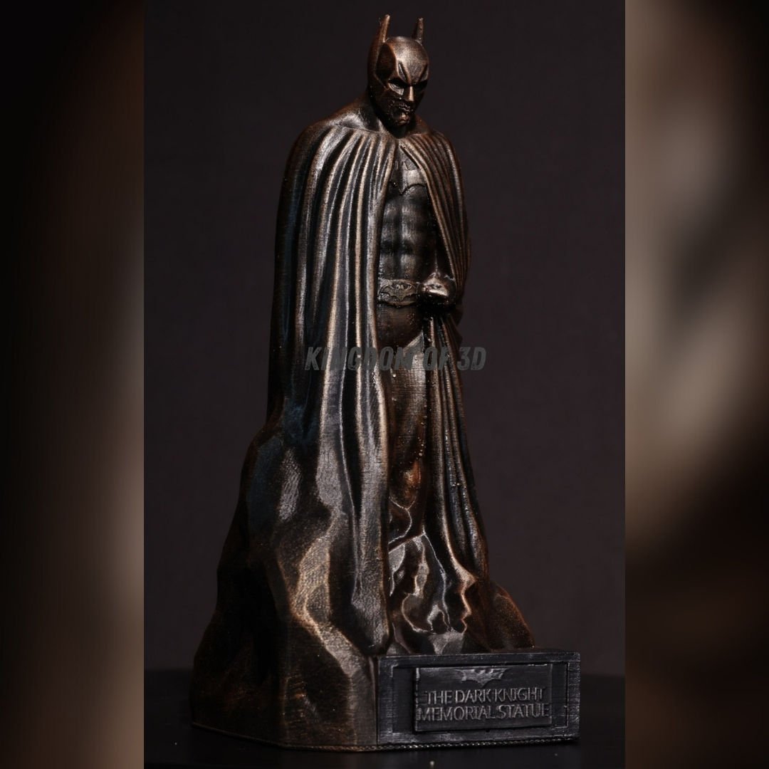 Batman Dark Knight Anıt Heykeli